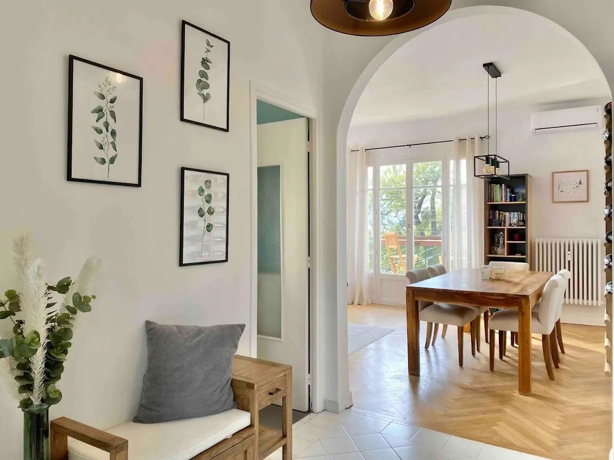Nice Sea View 2 Bedroom Apartment