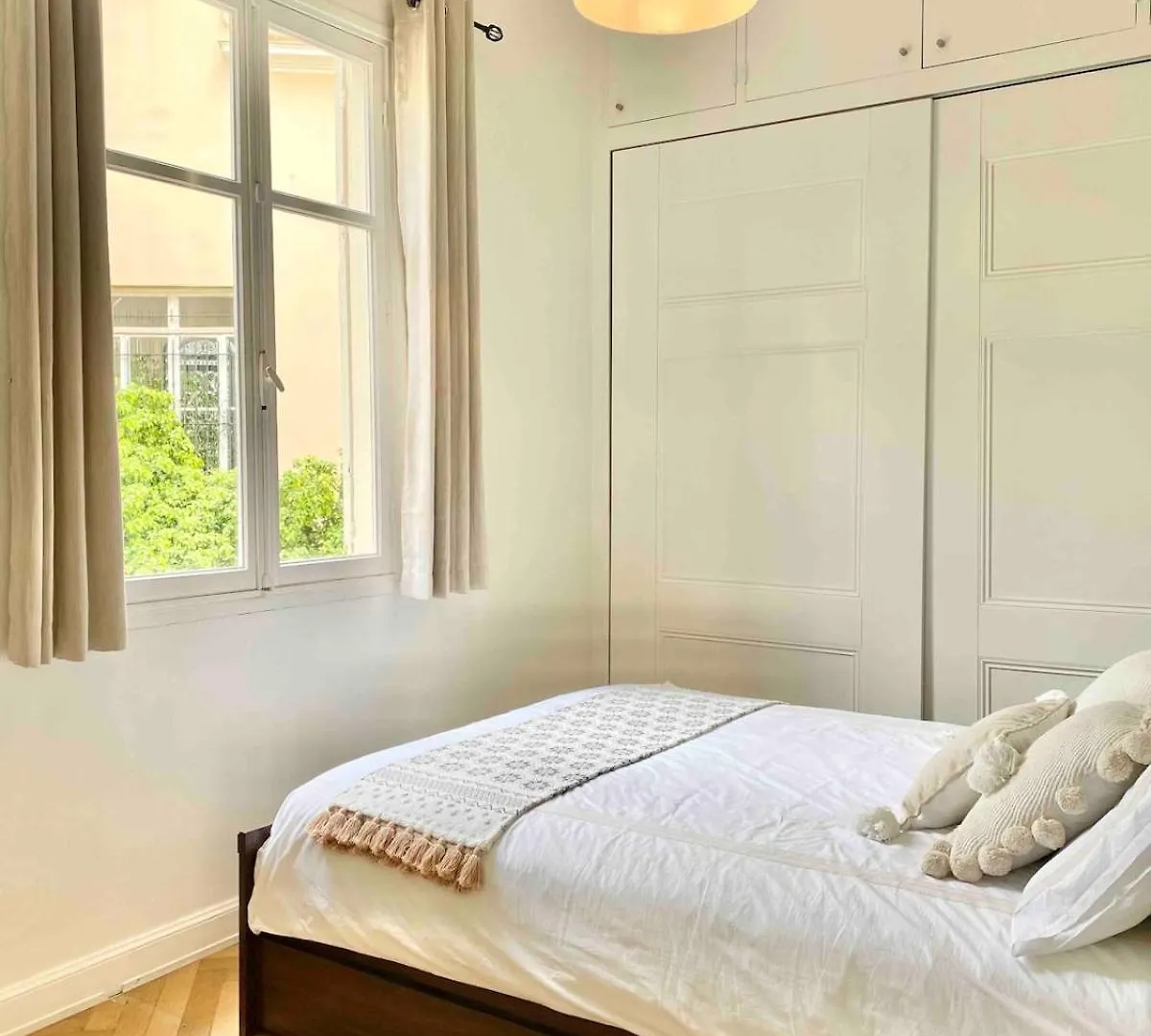 Nice Sea View 2 Bedroom Apartment 0*,  France